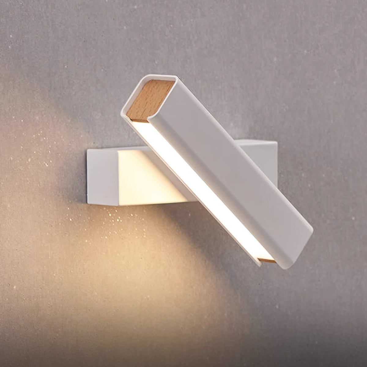 Olvynora wandlamp