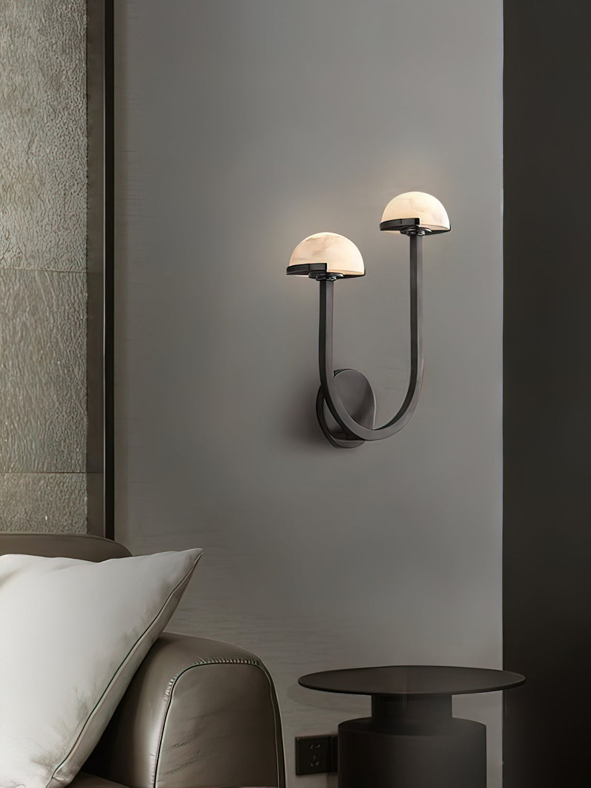 Vitalira dubbele albasten wandlamp met goudkleurige afwerking