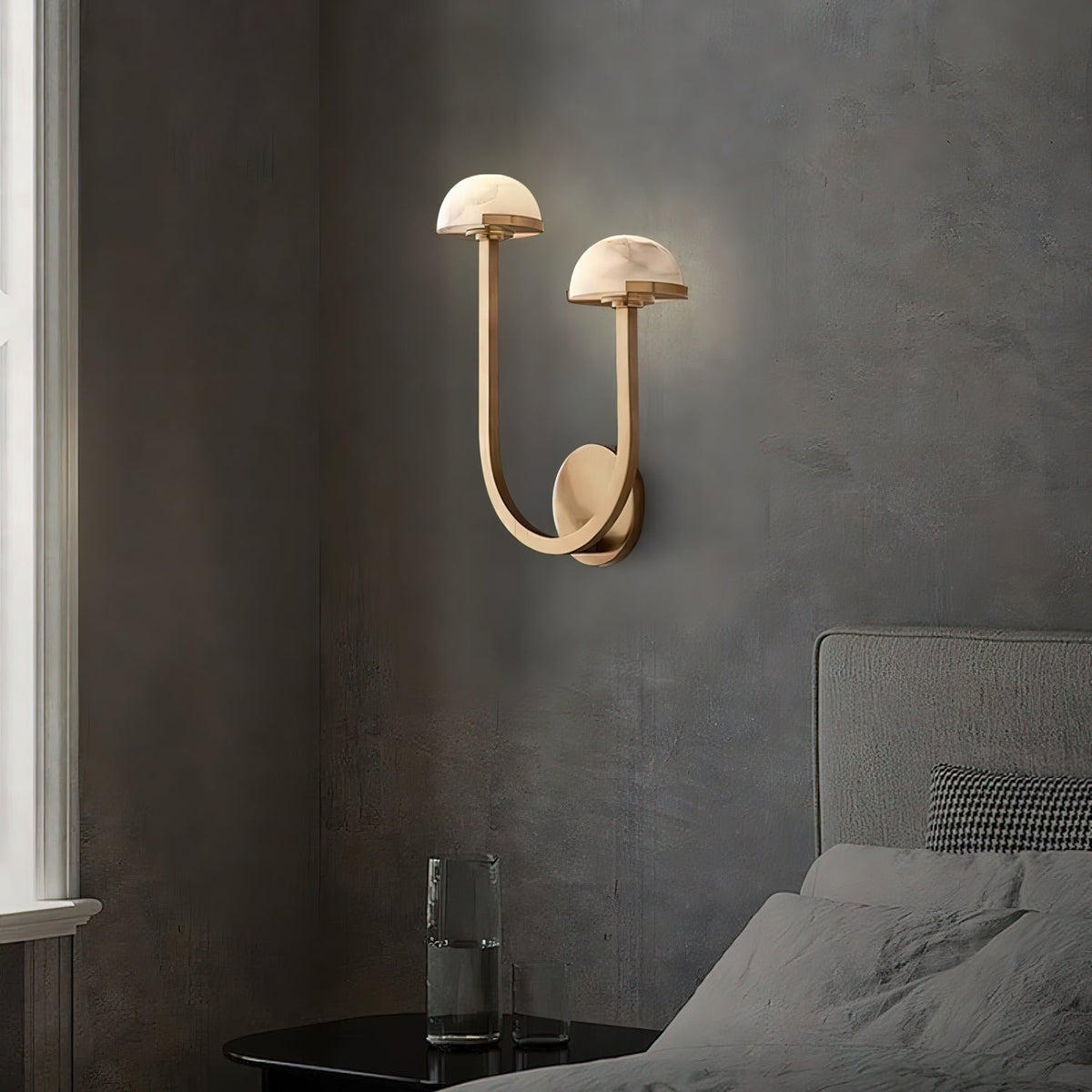 Vitalira dubbele albasten wandlamp met goudkleurige afwerking