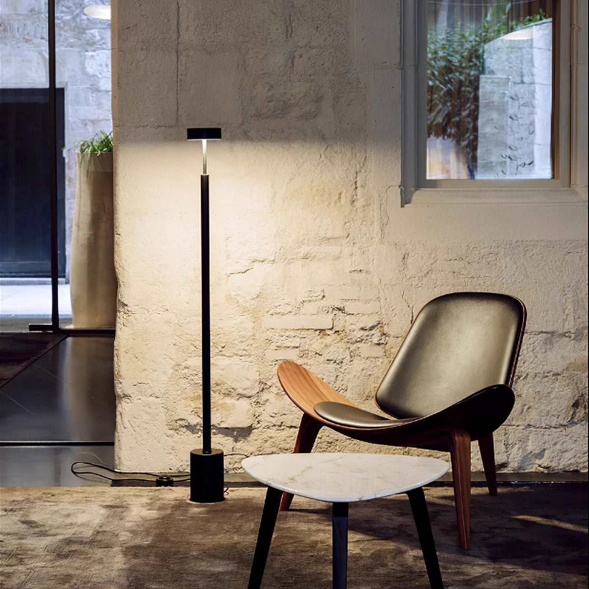 Circa minimalistisch draaibare vloerlamp