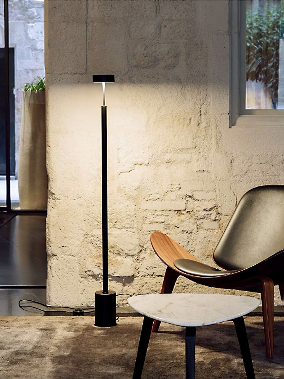 Circa minimalistisch draaibare vloerlamp