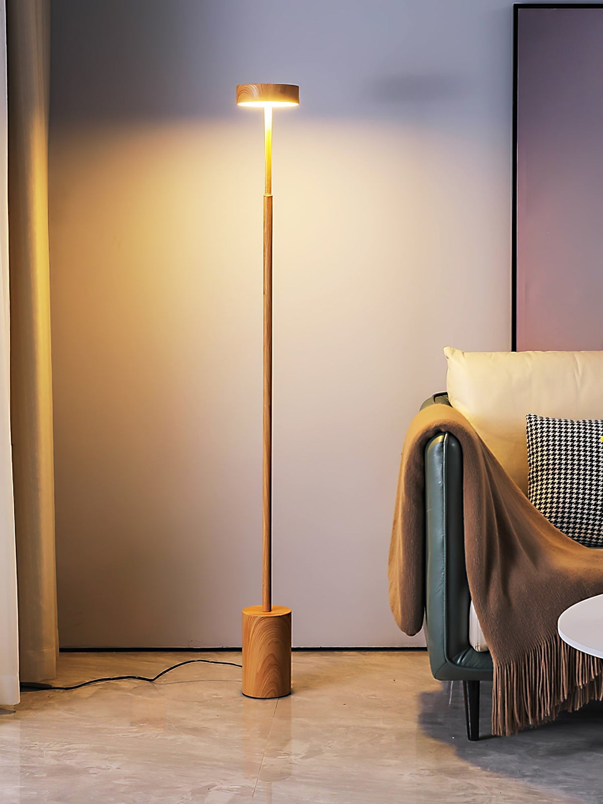 Circa minimalistisch draaibare vloerlamp