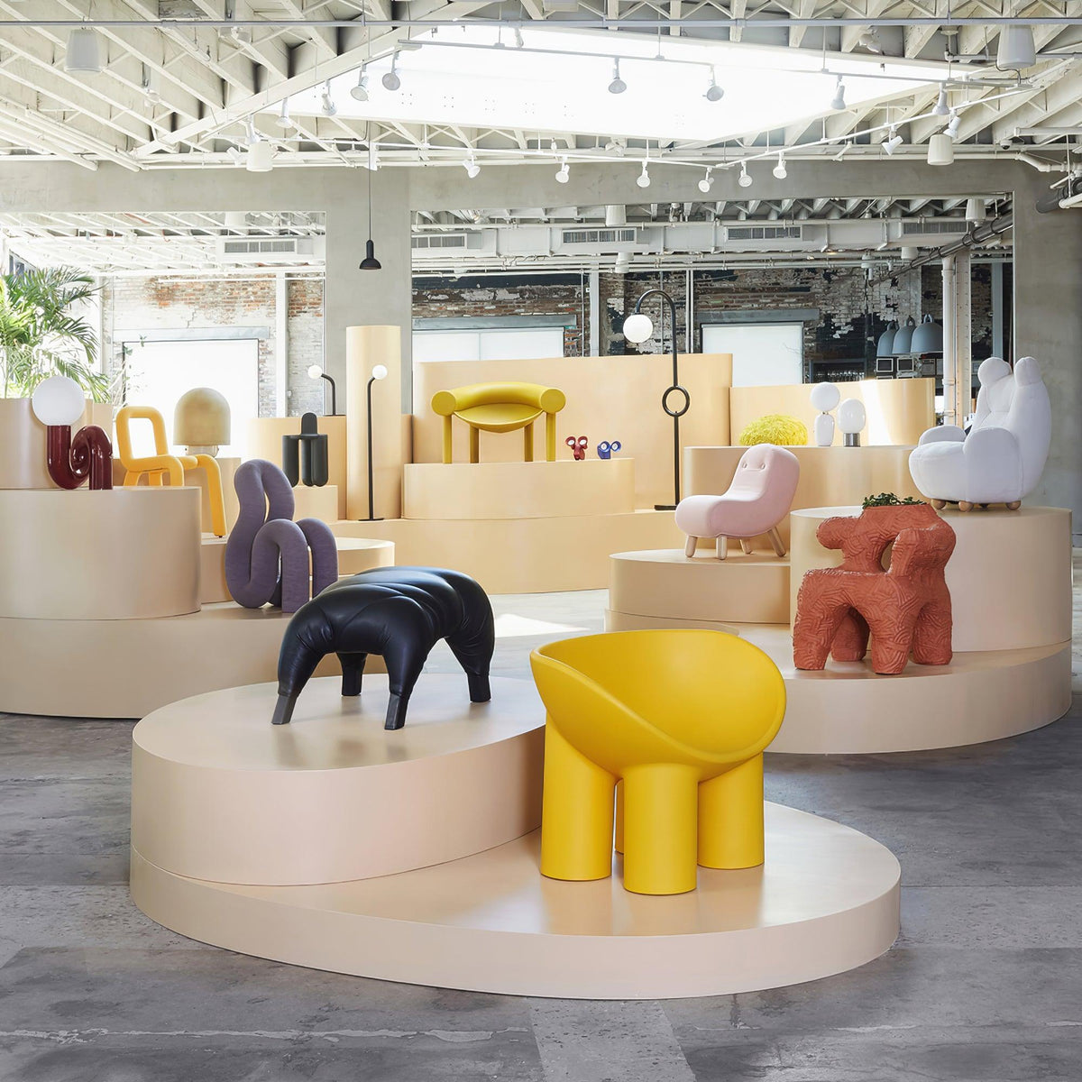 Soreeon tafellamp Playful N-vorm volledig wit