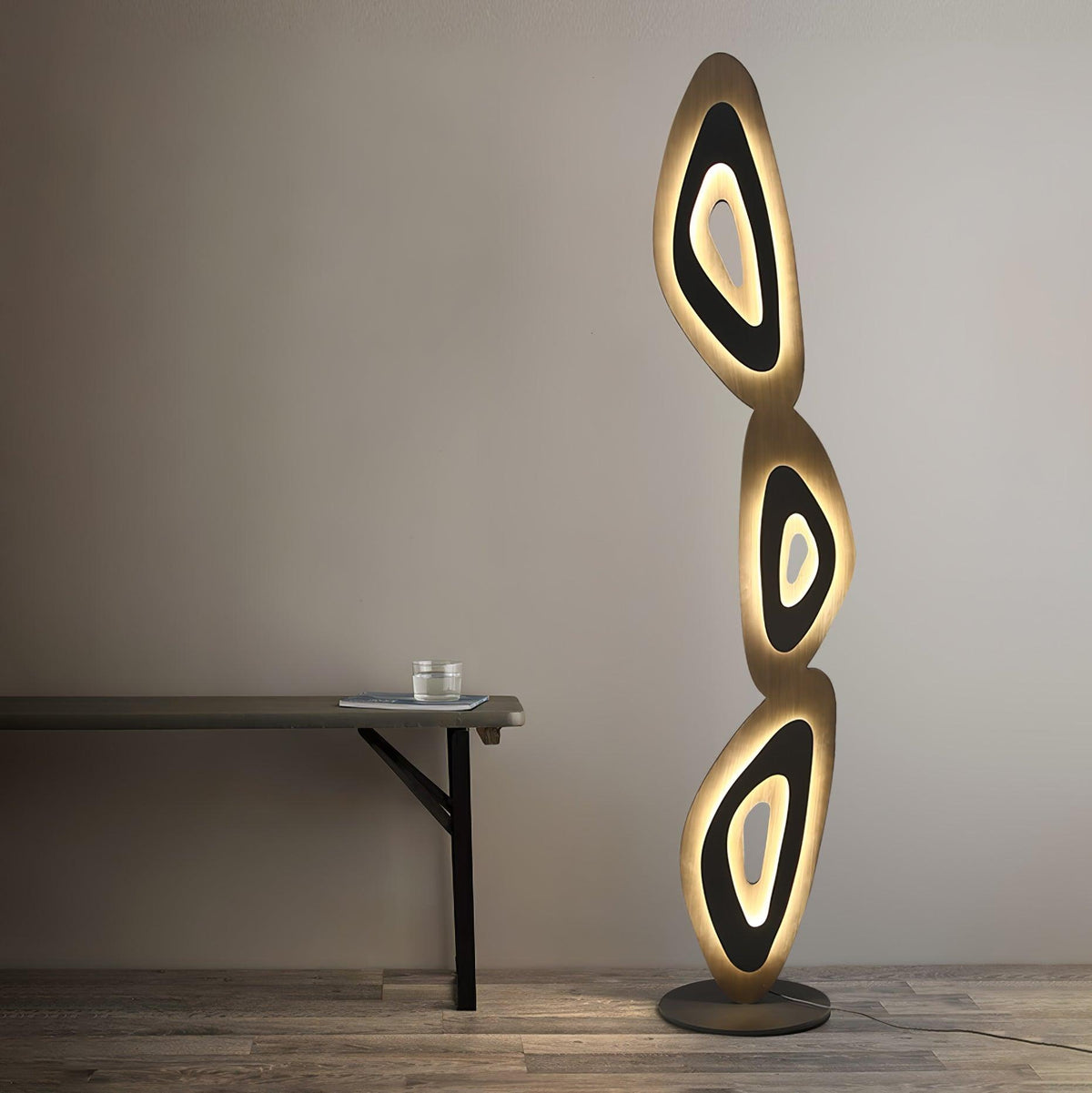 Isoloril Art Deco vloerlamp