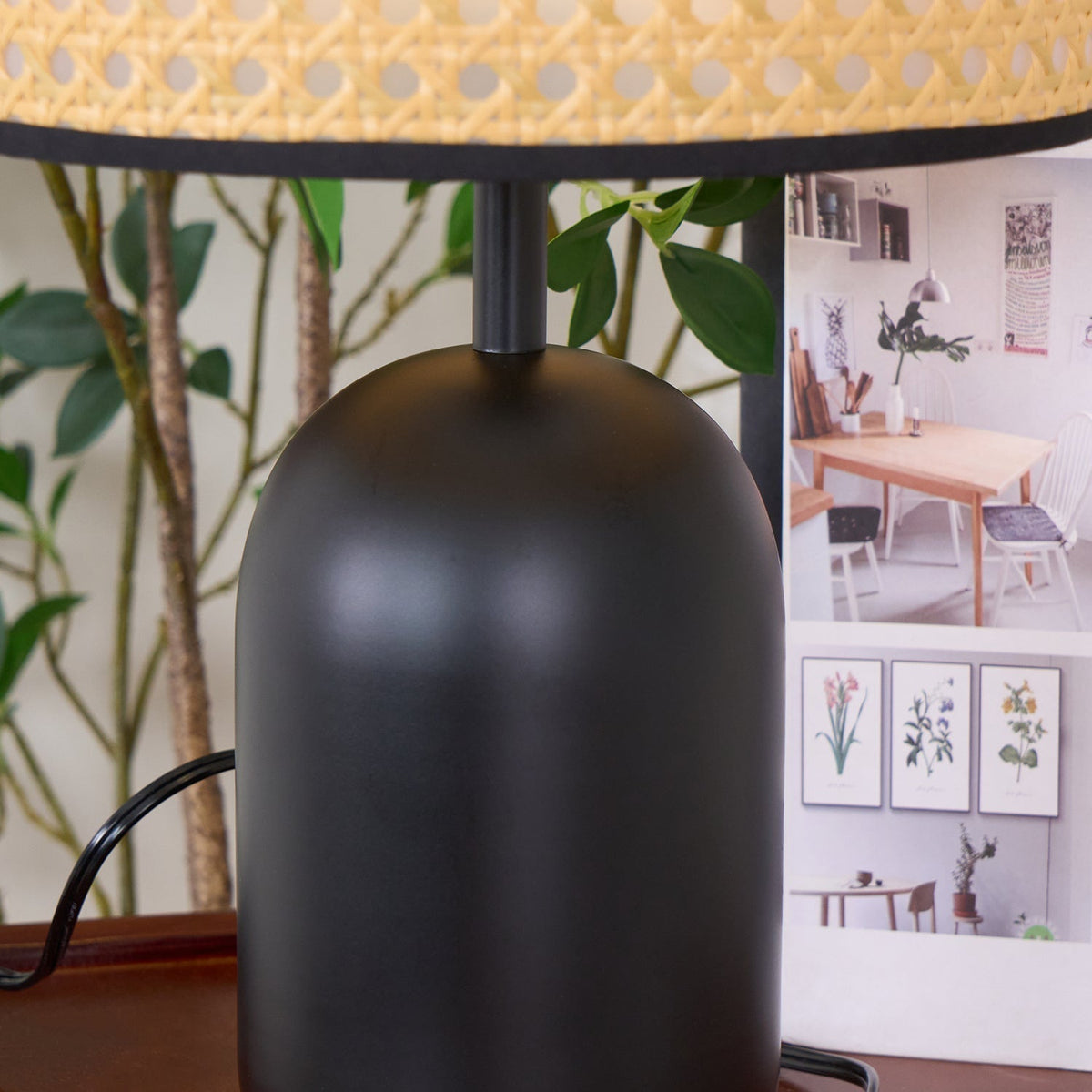 Ravarielle moderne tafellamp van bamboe