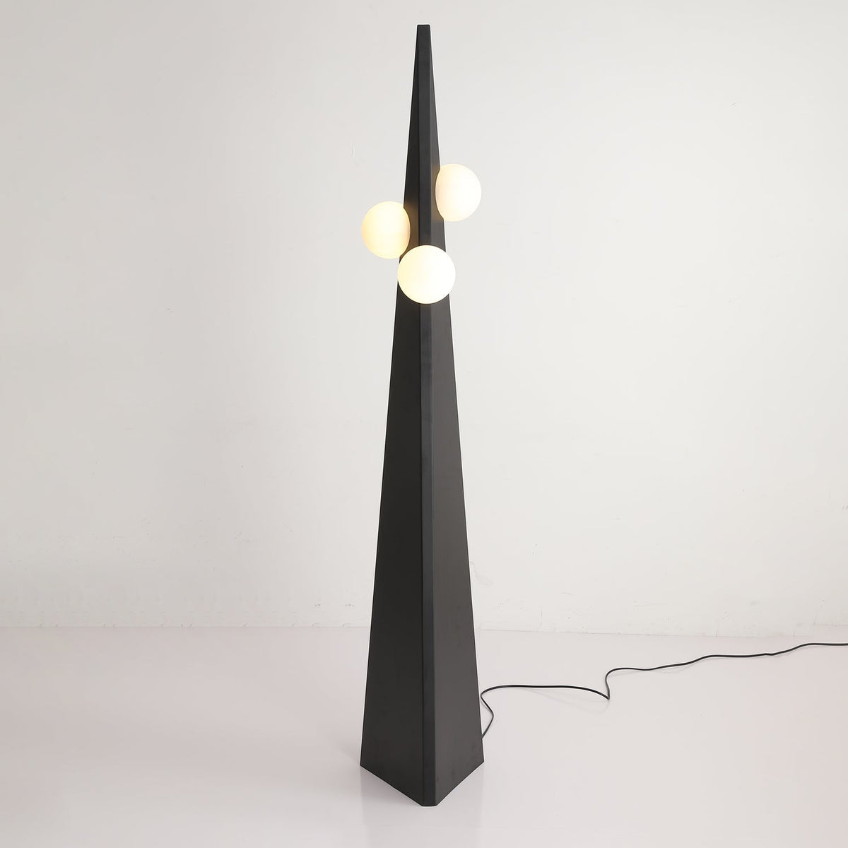 Lymarora sculpturale vloerlamp