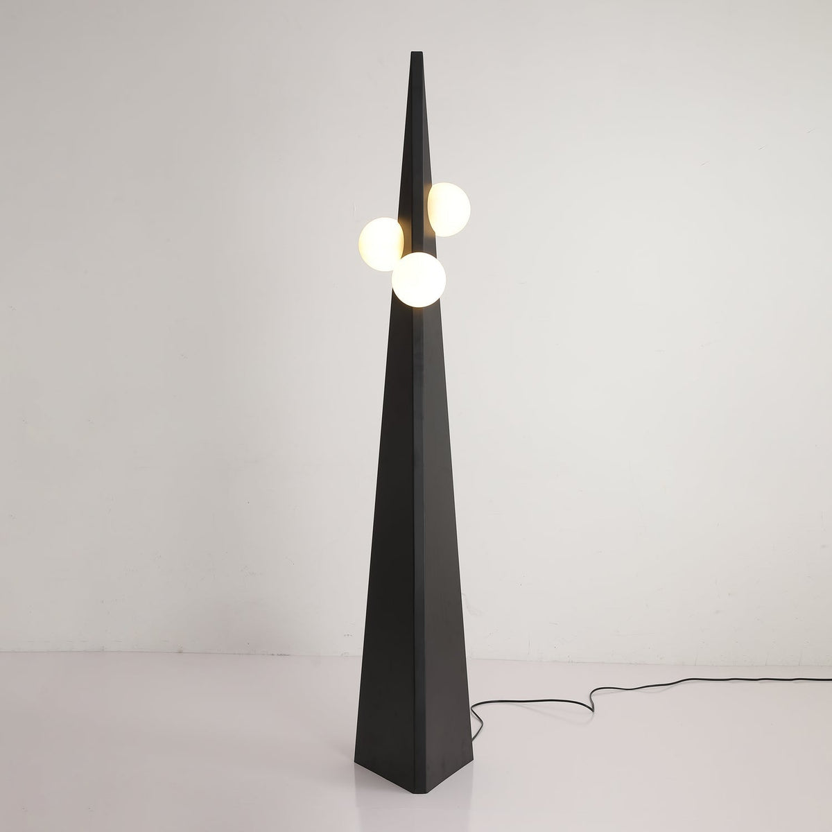 Lymarora sculpturale vloerlamp