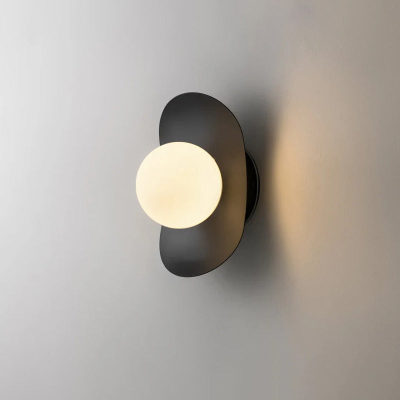 Cirerelia wandlamp