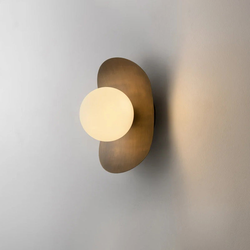 Cirerelia wandlamp