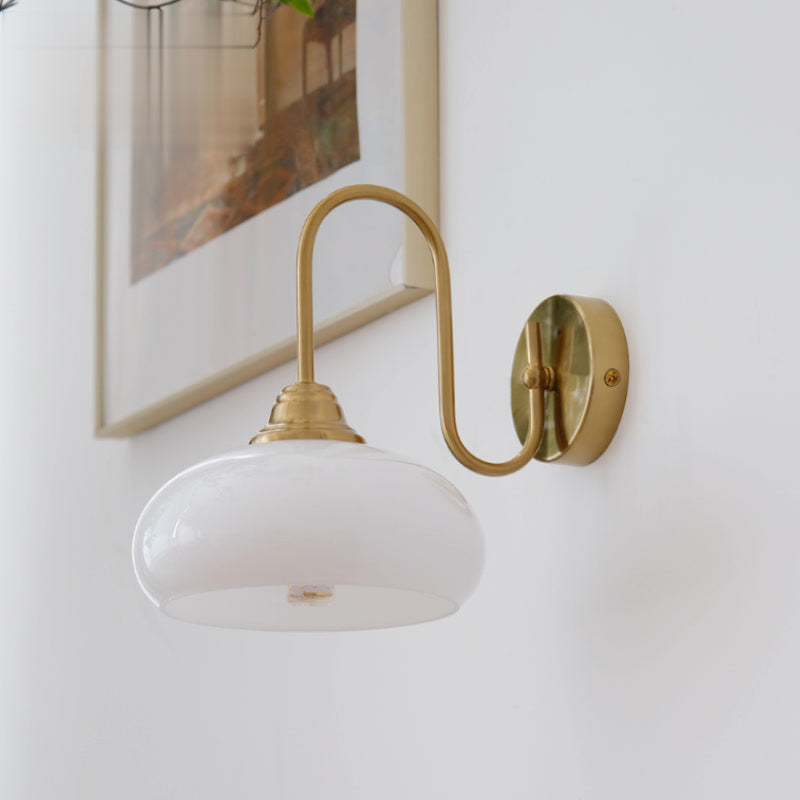 Ophaan wandlamp