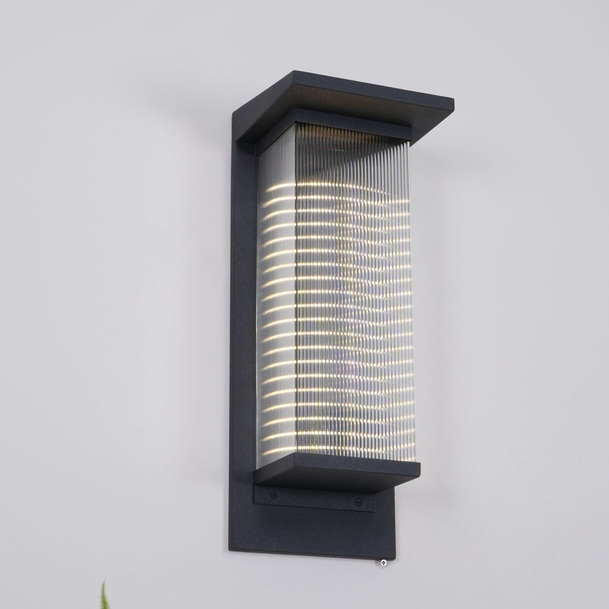 Feraraine Stalen eigentijdse wandlamp in Contempo Style