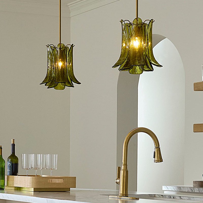 Ottilie hanglamp met bloemblaadjes uit glas