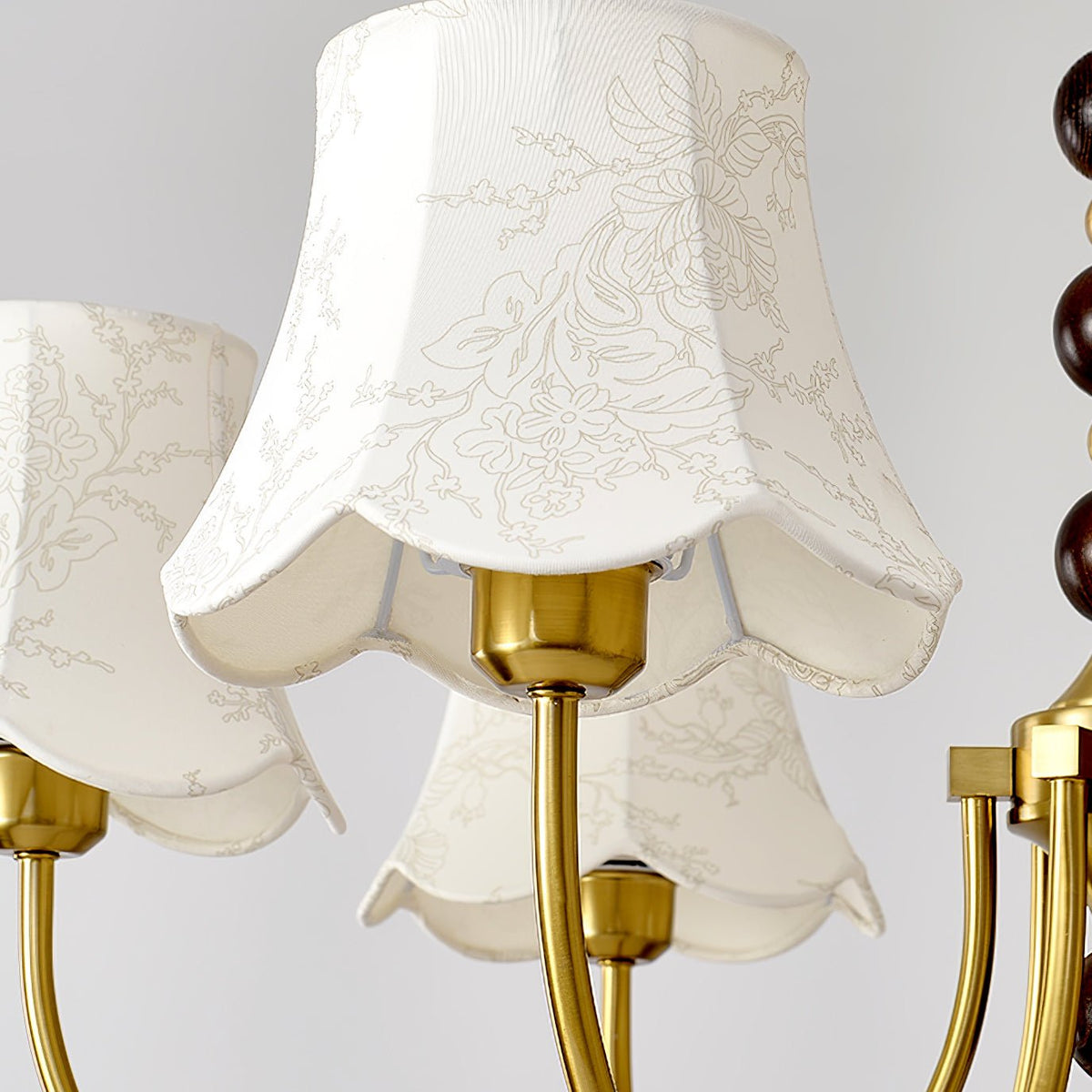 Orchid kroonluchter met gouden stoffen kap