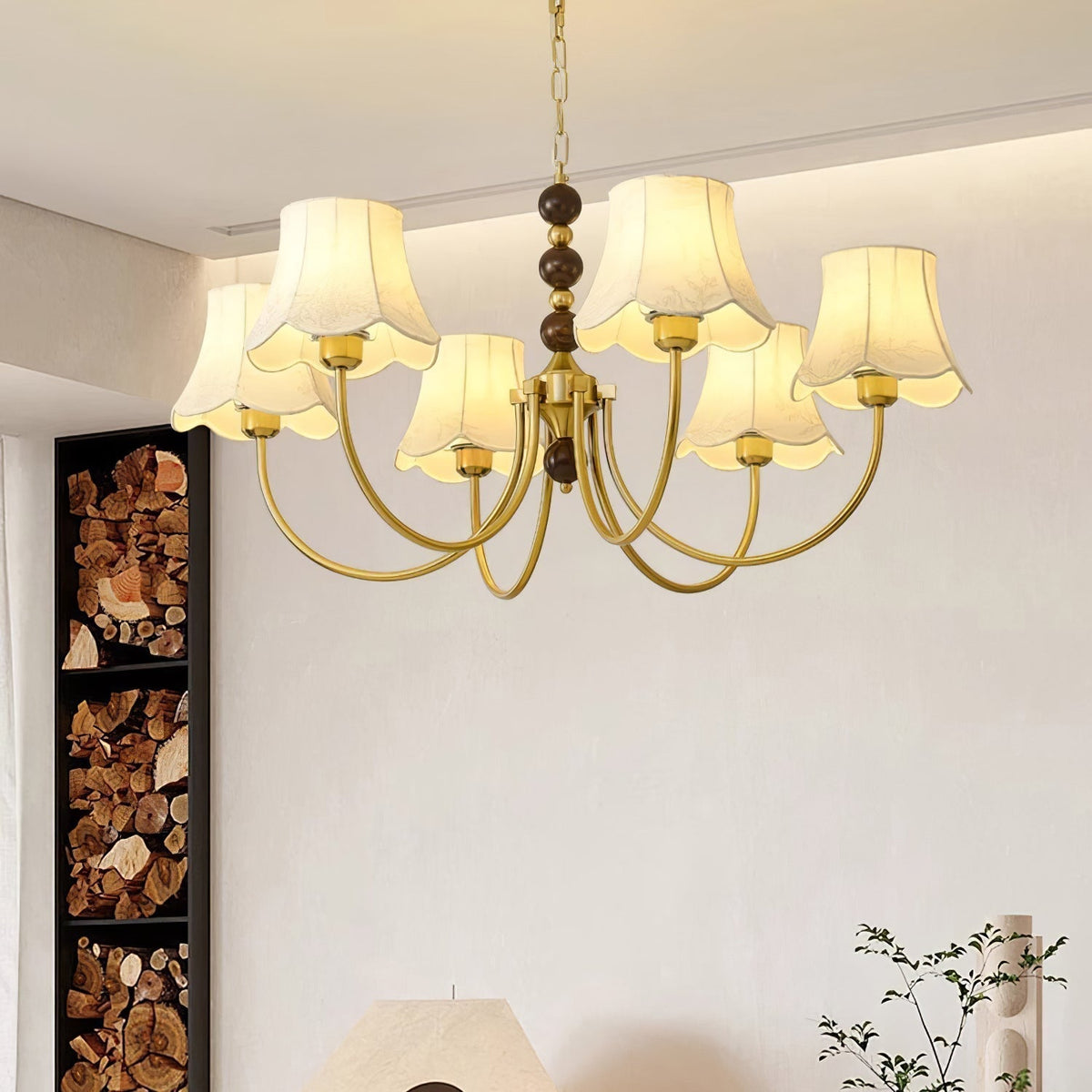 Orchid kroonluchter met gouden stoffen kap