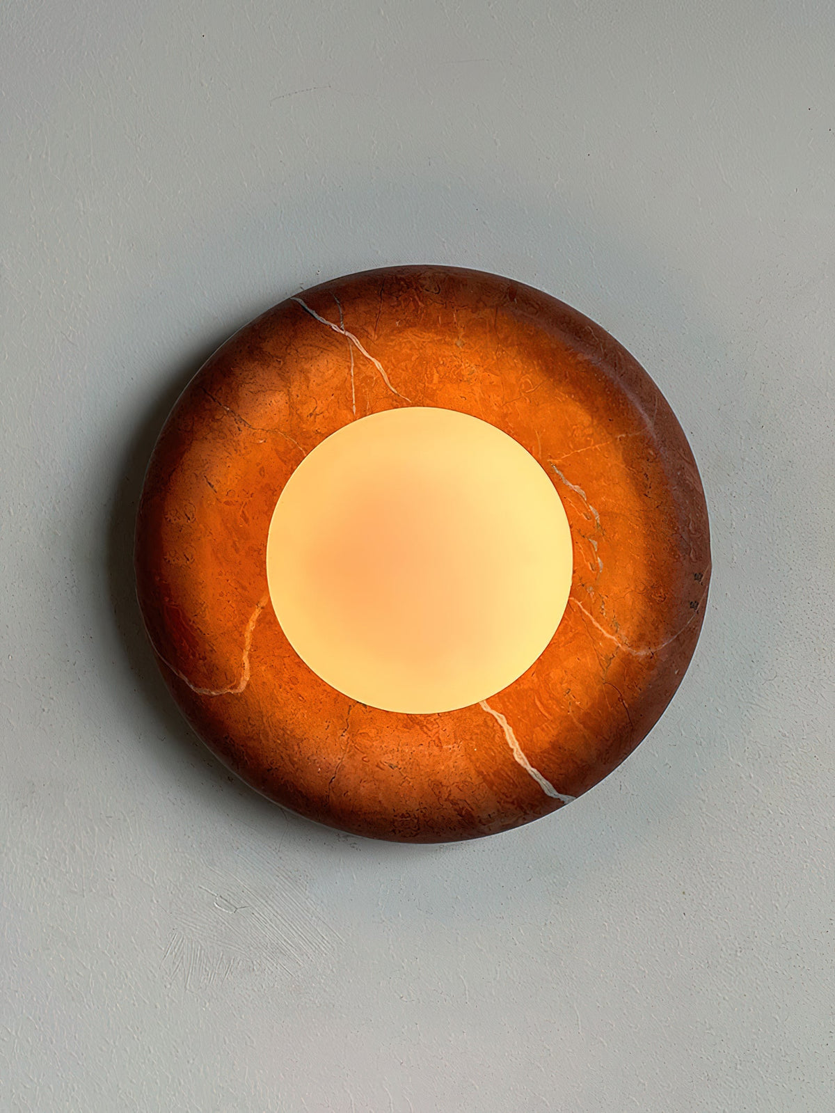 Vomire wandlamp