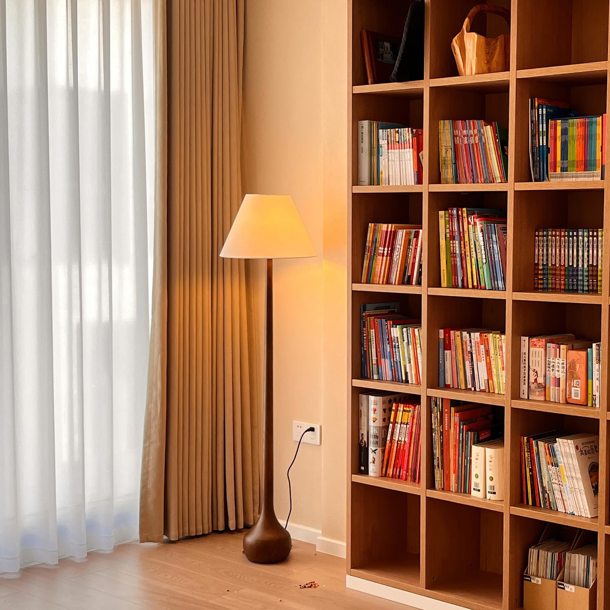 Cirerella vloerlamp