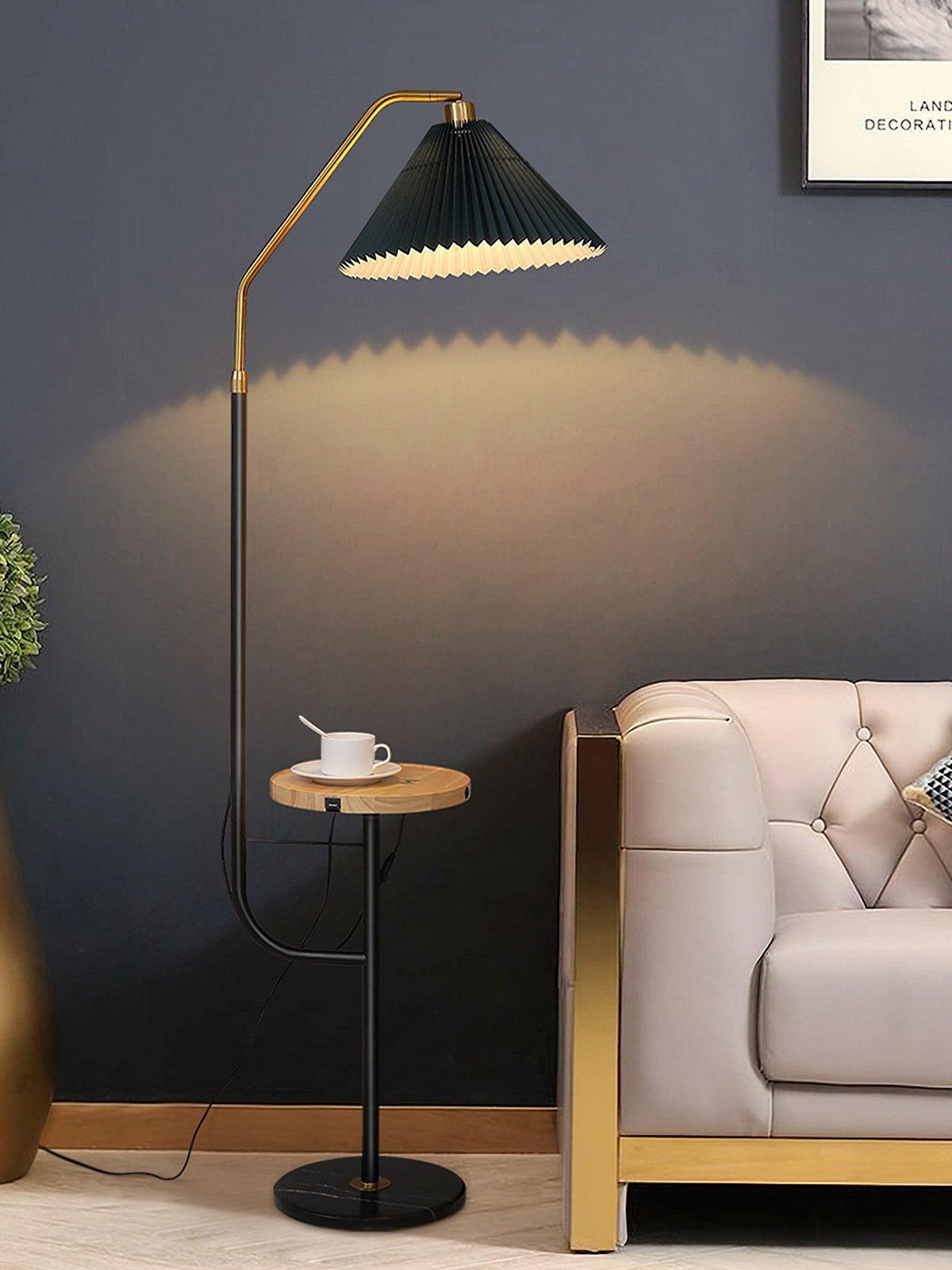 Nexc vloerlamp van marmer en hout