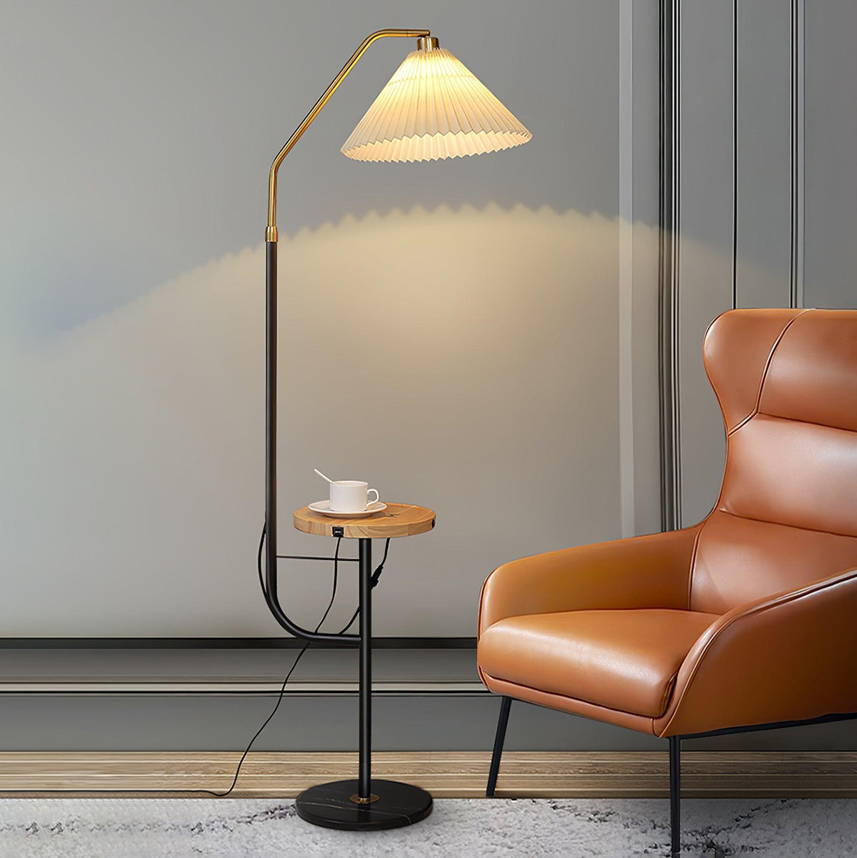 Nexc vloerlamp van marmer en hout