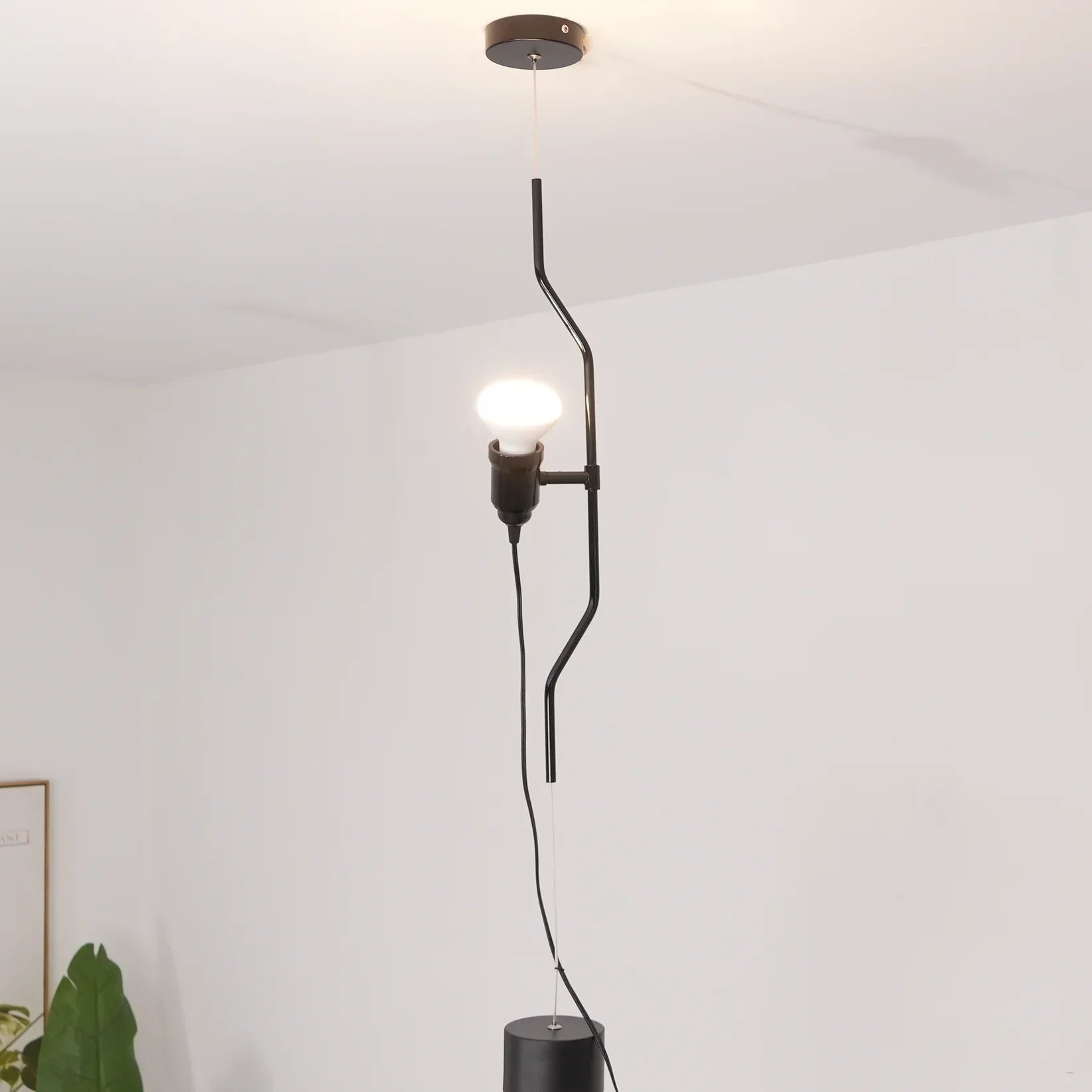 Alessio Minimalisme Metaal Zwart Wit Rood Hanglampen Eetkamer Slaapkamer