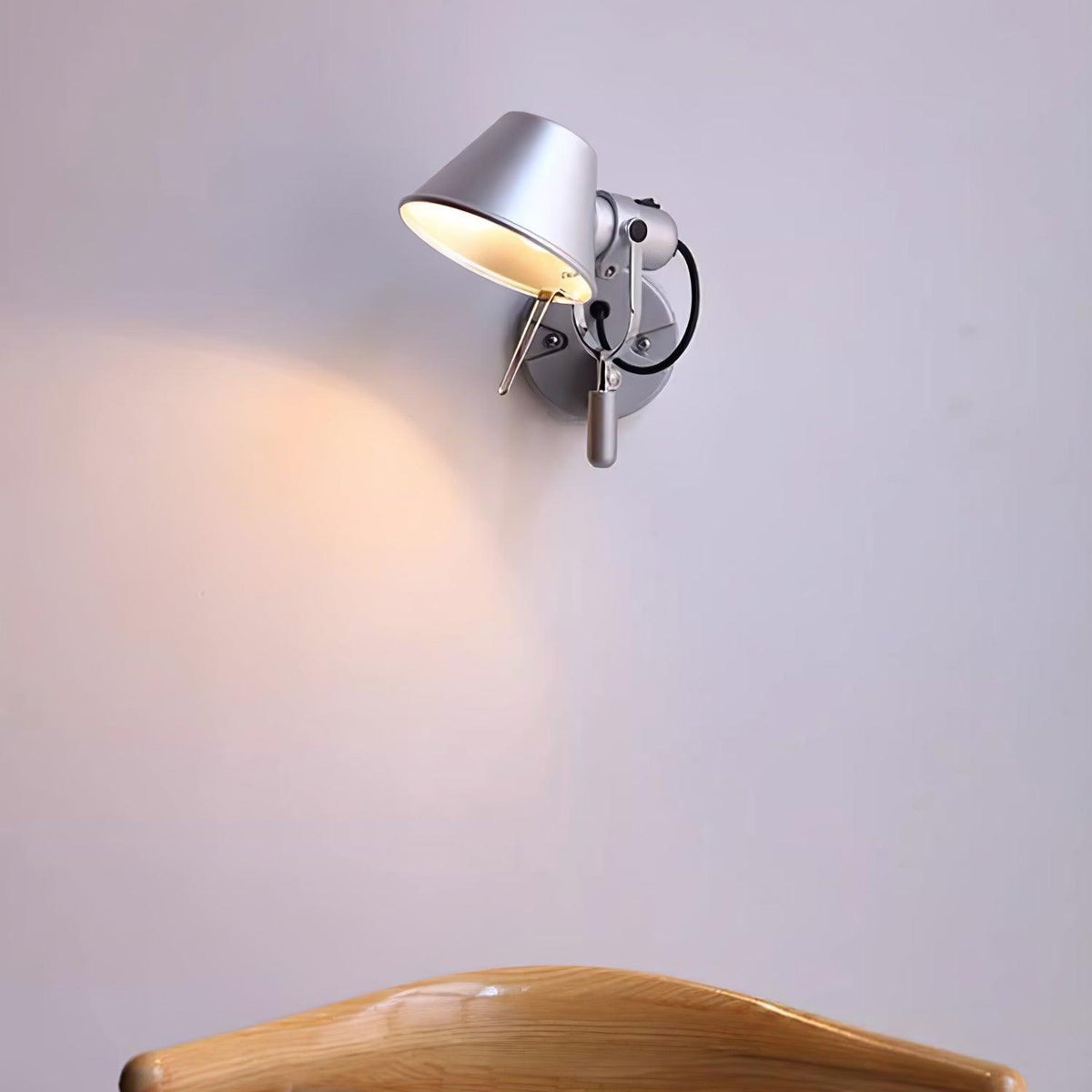 Nyliraris unieke vintage industriële wandlamp