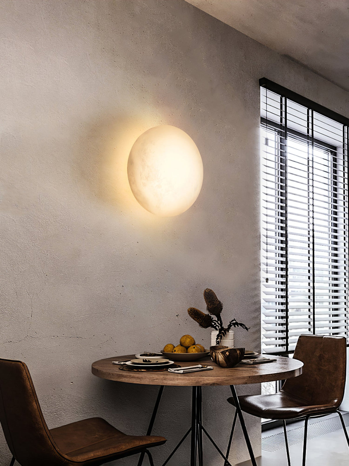 Eurthais minimalistisch albasten wandlamp