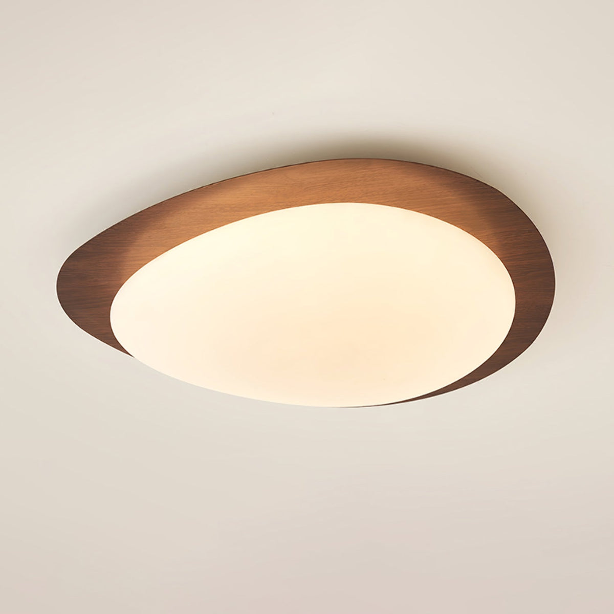 Sylenia plafondlamp kiezelvormige walnoot acryl LED