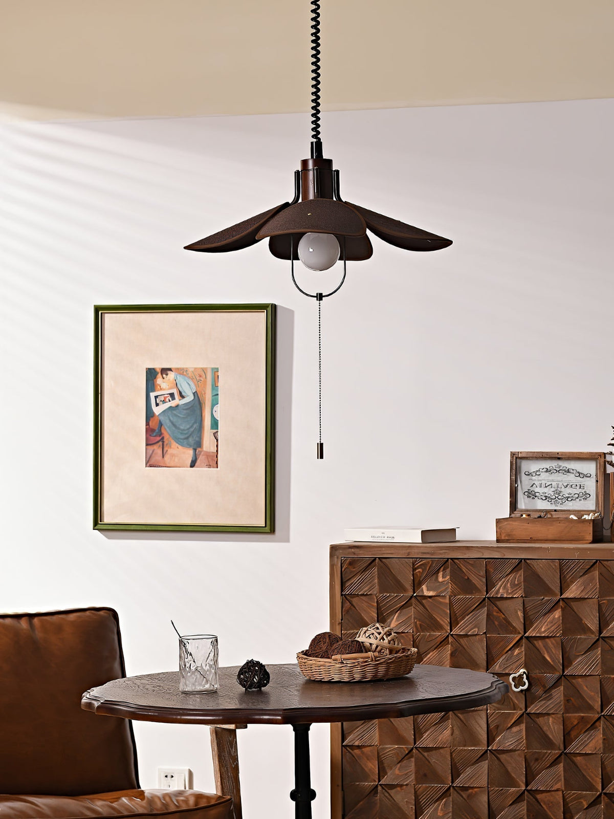 Utalion traditionele hanglamp van hout en stof met bloemblaadjesvorm