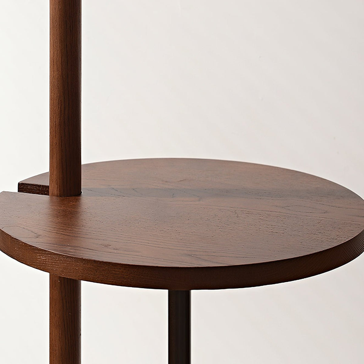 Mirz Minimalistische vloerlamp van walnoothout