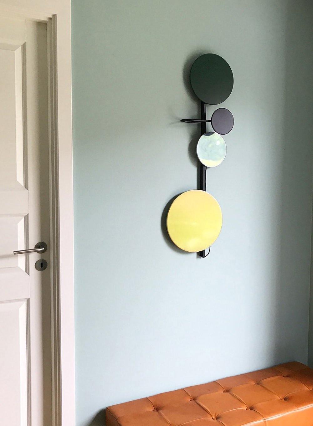 Mirq wandlamp met Magnetische Schijven Kunstzinnig