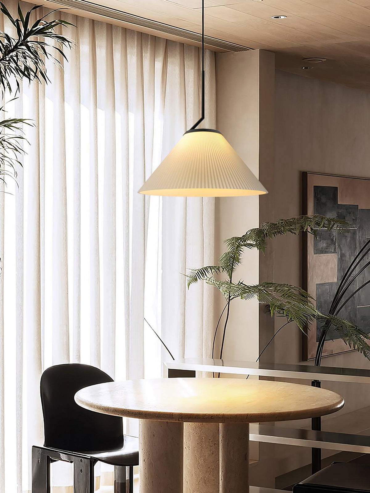 Tyrs geplooide stoffen hanglamp