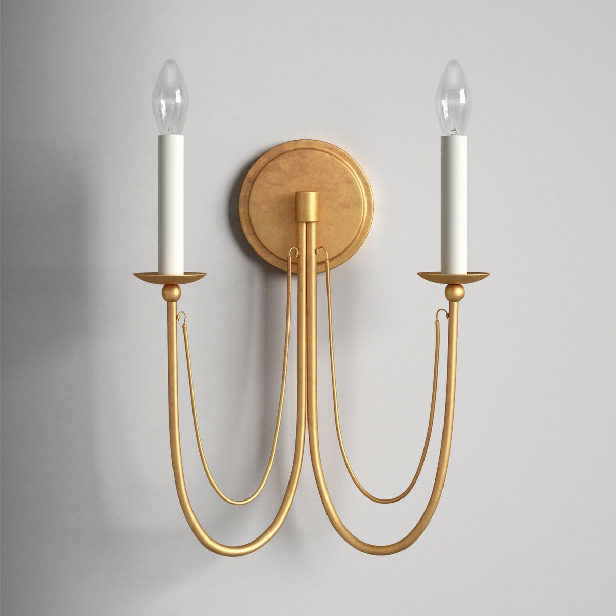 Lioruaria wandlamp met goudkleurige afwerking