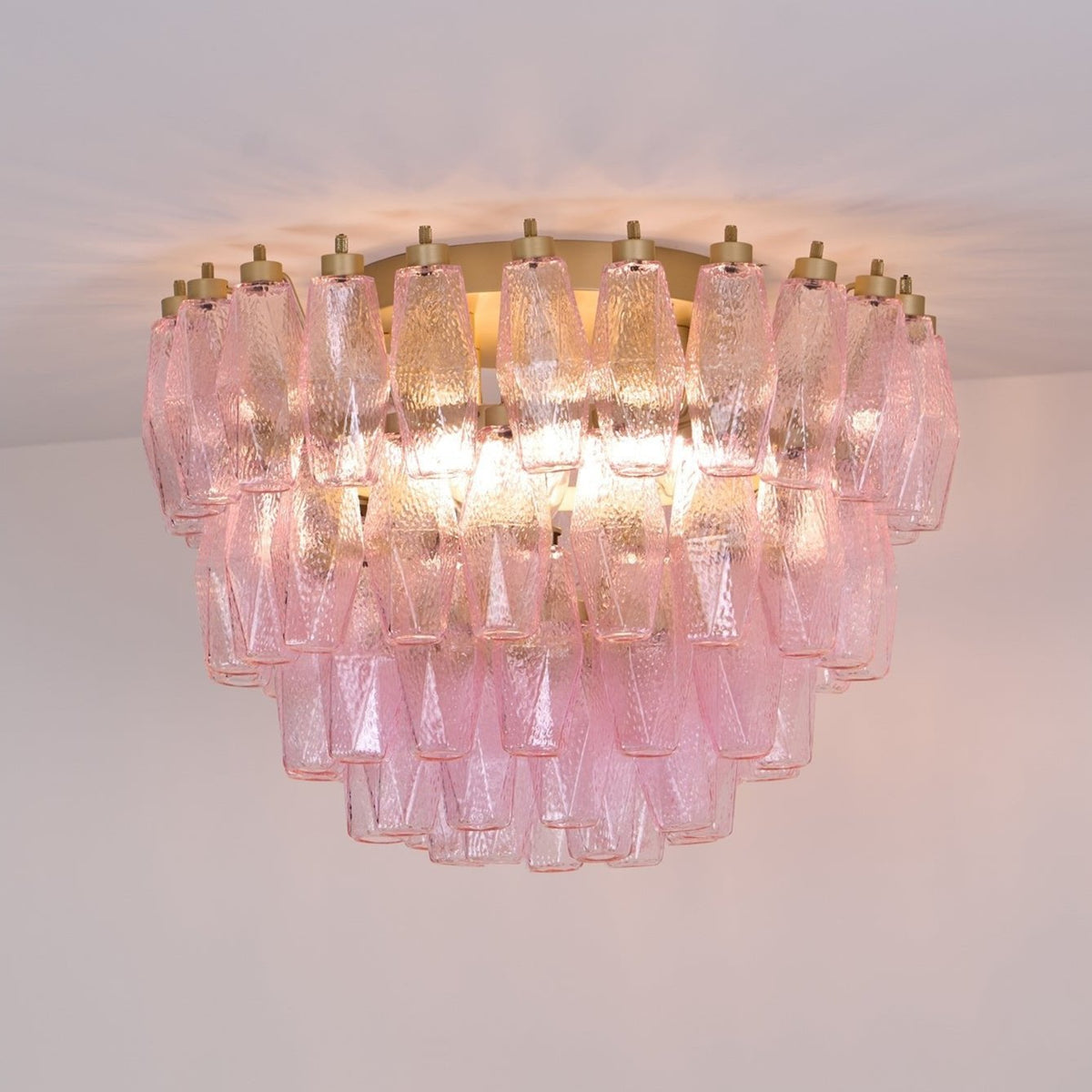 Celelaya plafondlamp Poliedri gelaagde roze Murano-glas vlakke plafondlamp