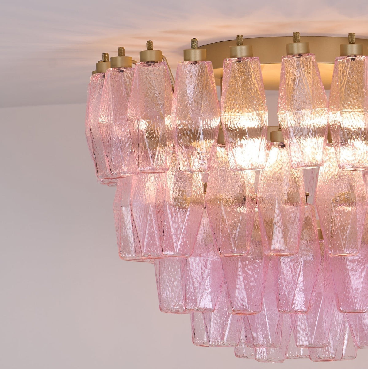Celelaya plafondlamp Poliedri gelaagde roze Murano-glas vlakke plafondlamp