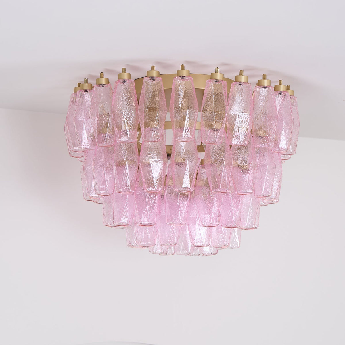 Celelaya plafondlamp Poliedri gelaagde roze Murano-glas vlakke plafondlamp
