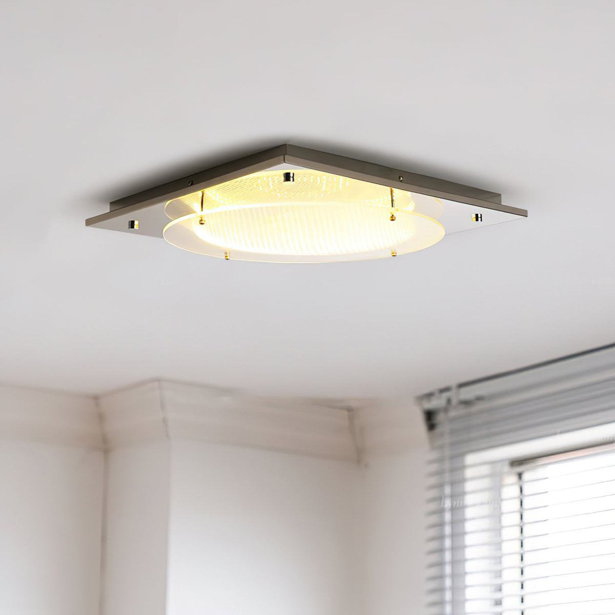 Isolora Noordse kunst Shield wandlamp