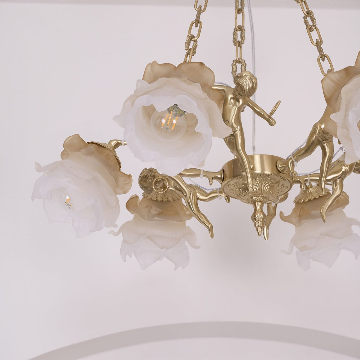 Solisira kroonluchter messing vintage bloemmotief