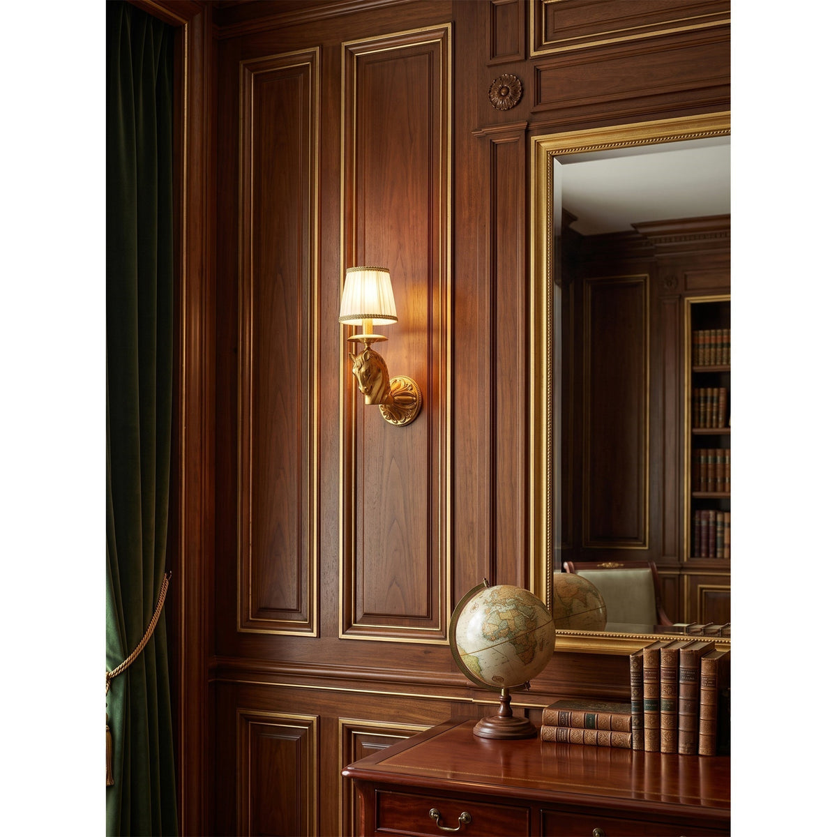 Avenisina wandlamp