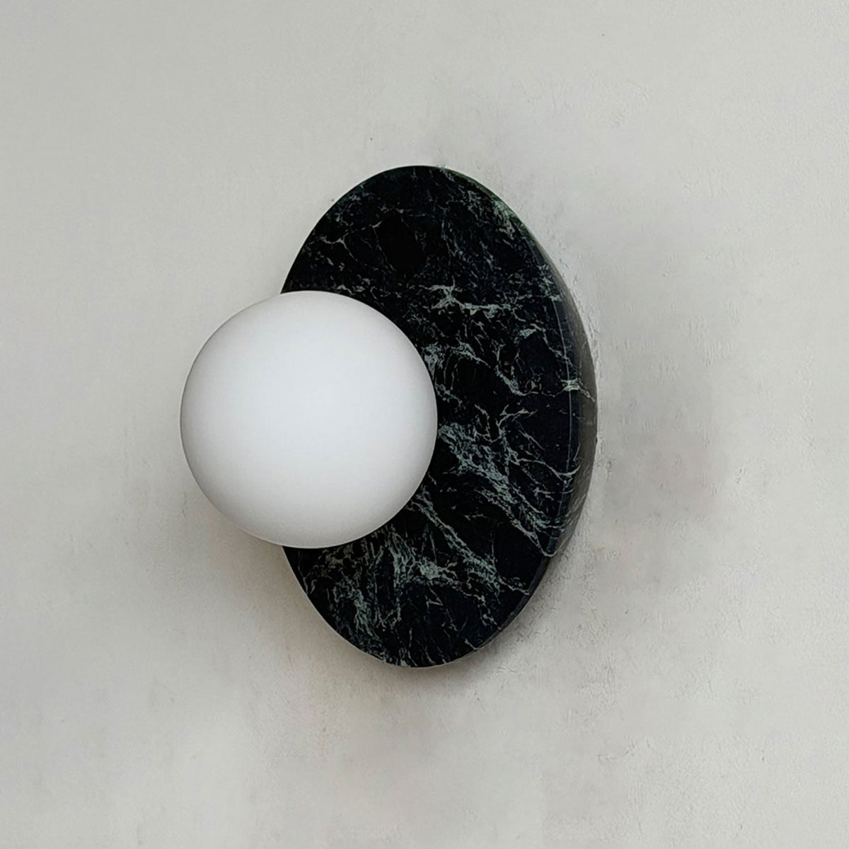 Orelirelia wandlamp