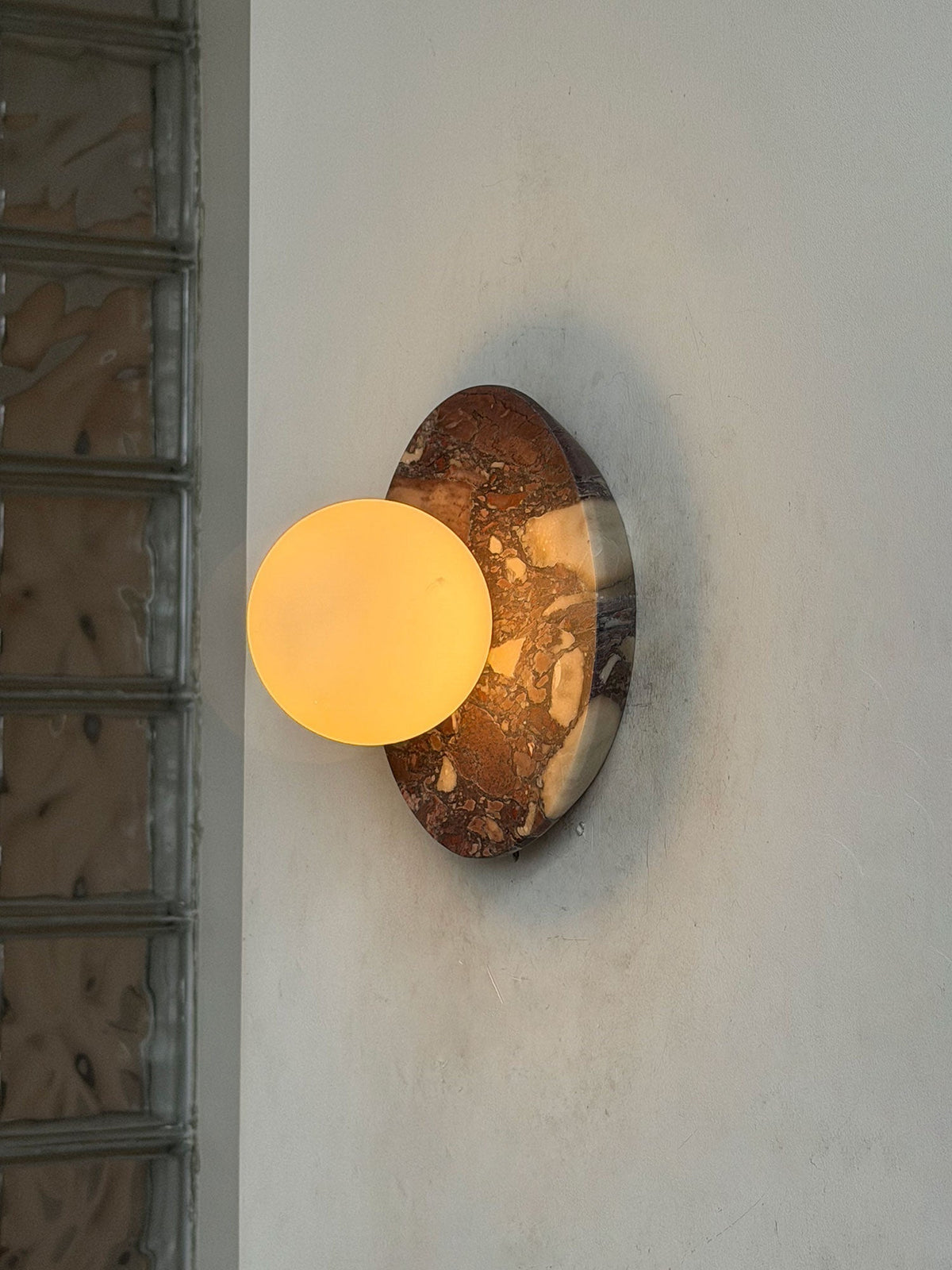 Orelirelia wandlamp