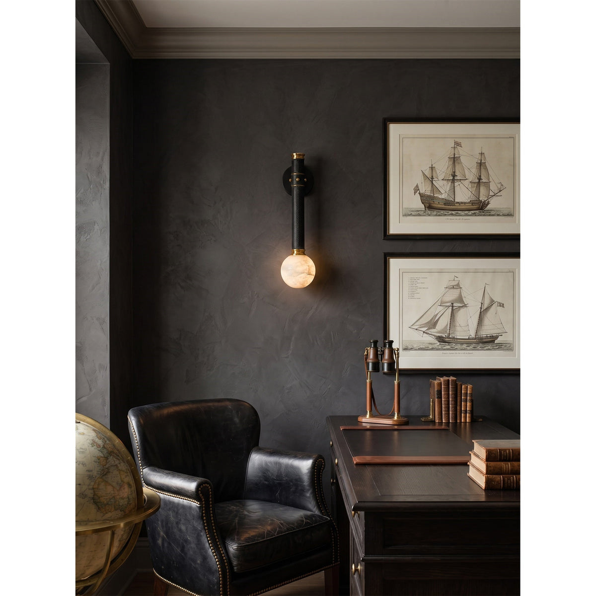 Liorarira wandlamp