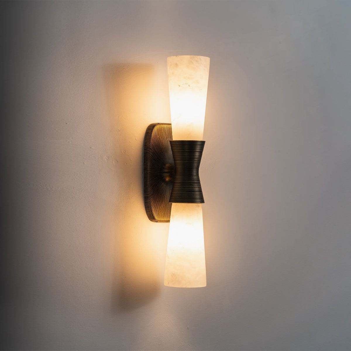 Sorenaine wandlamp