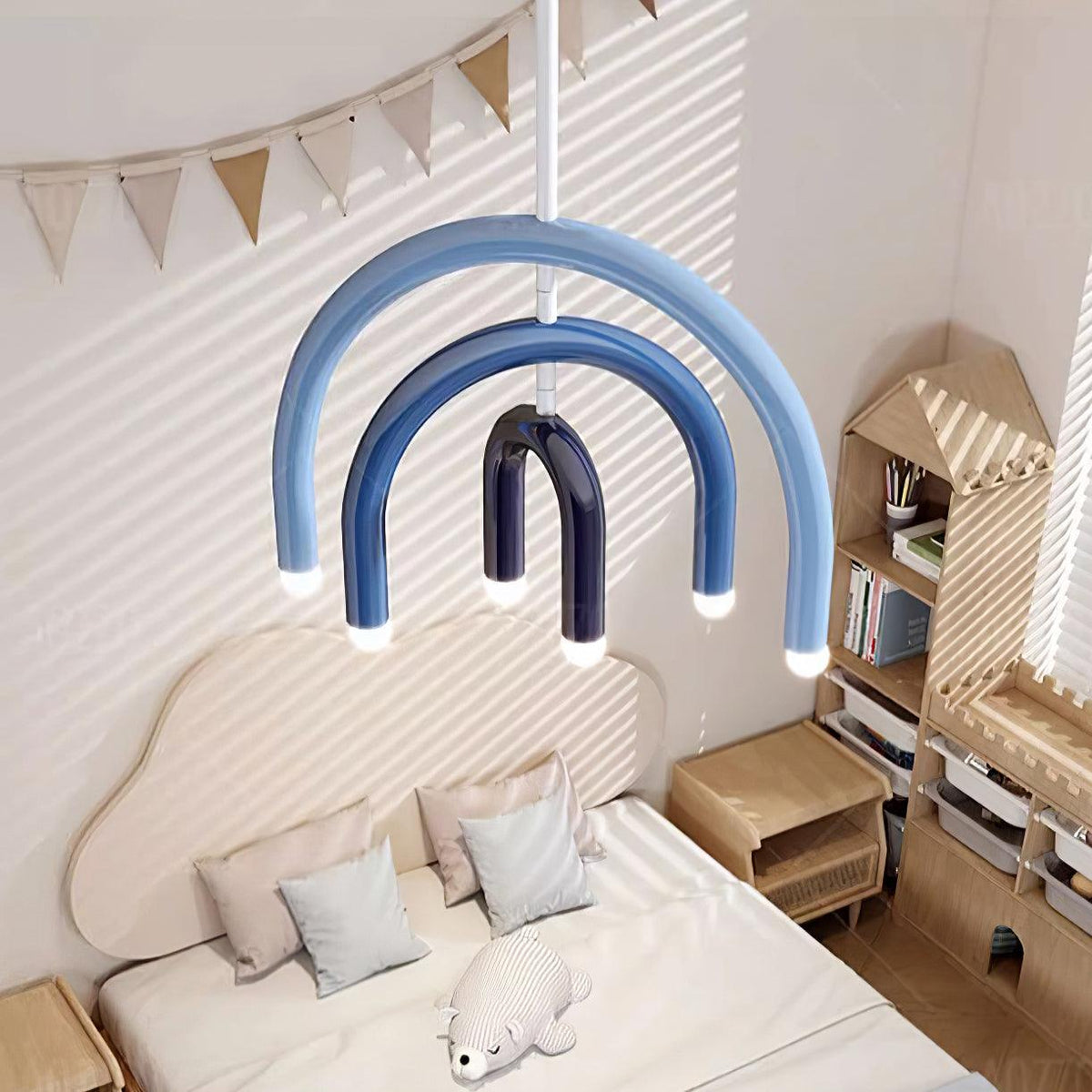 Moderne hanglamp met regenboogboog van metaal voor woon- en eetkamer