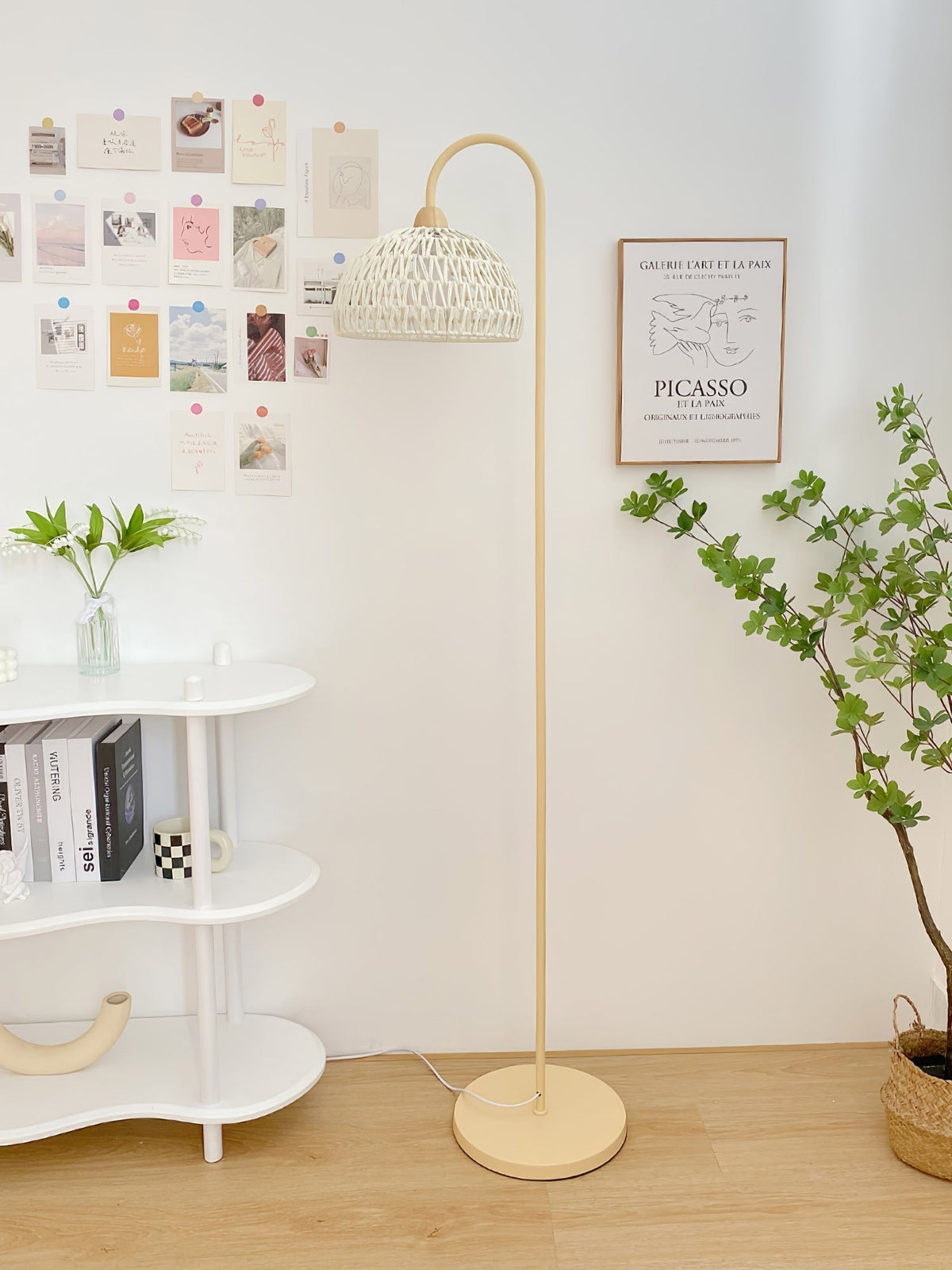 Tor vloerlamp minimalistisch beige