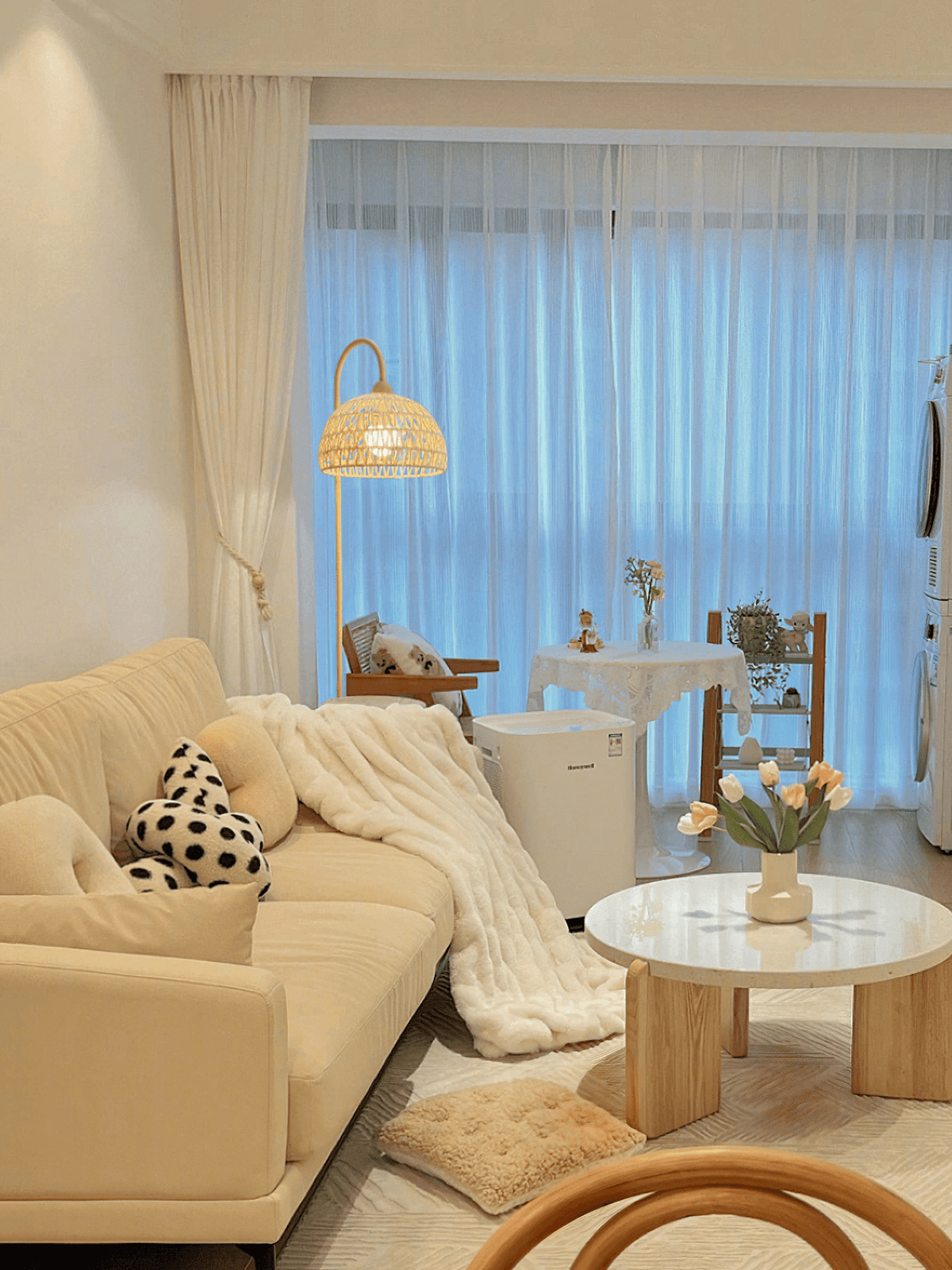 Tor vloerlamp minimalistisch beige