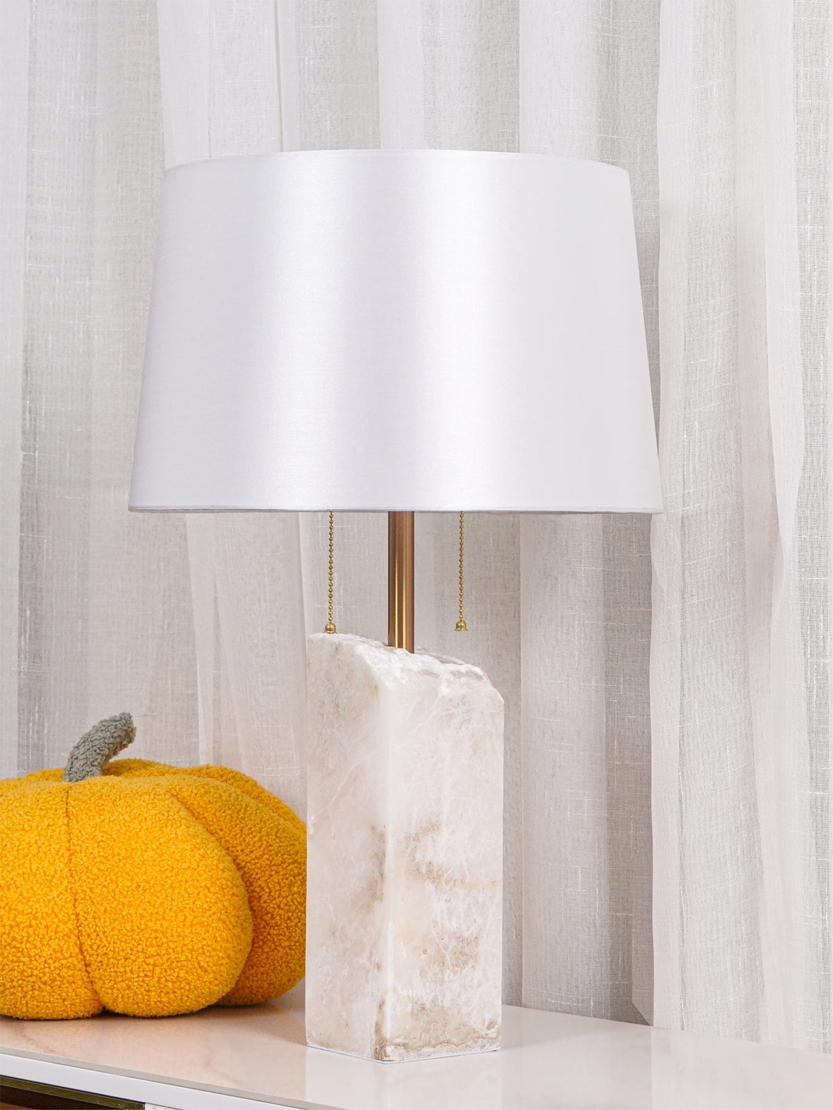Gaveth Minimalistische tafellamp in albast