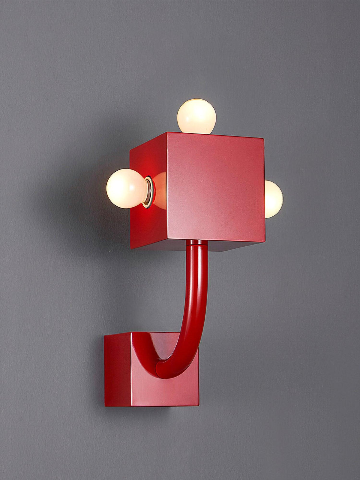 Brenna Individual Creativity Rode Kubus wandlamp