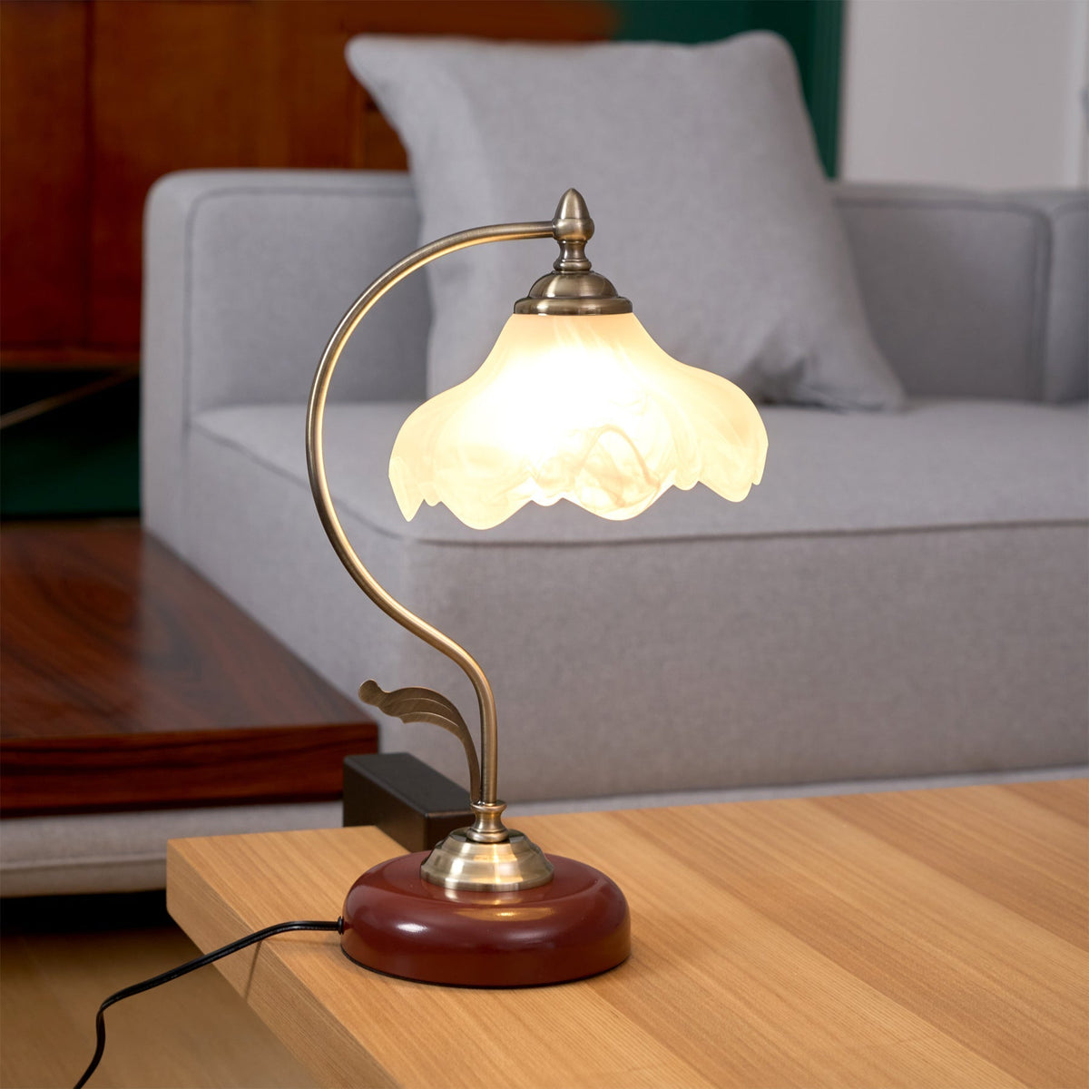 Velivise Retro bloemblaad tafellamp
