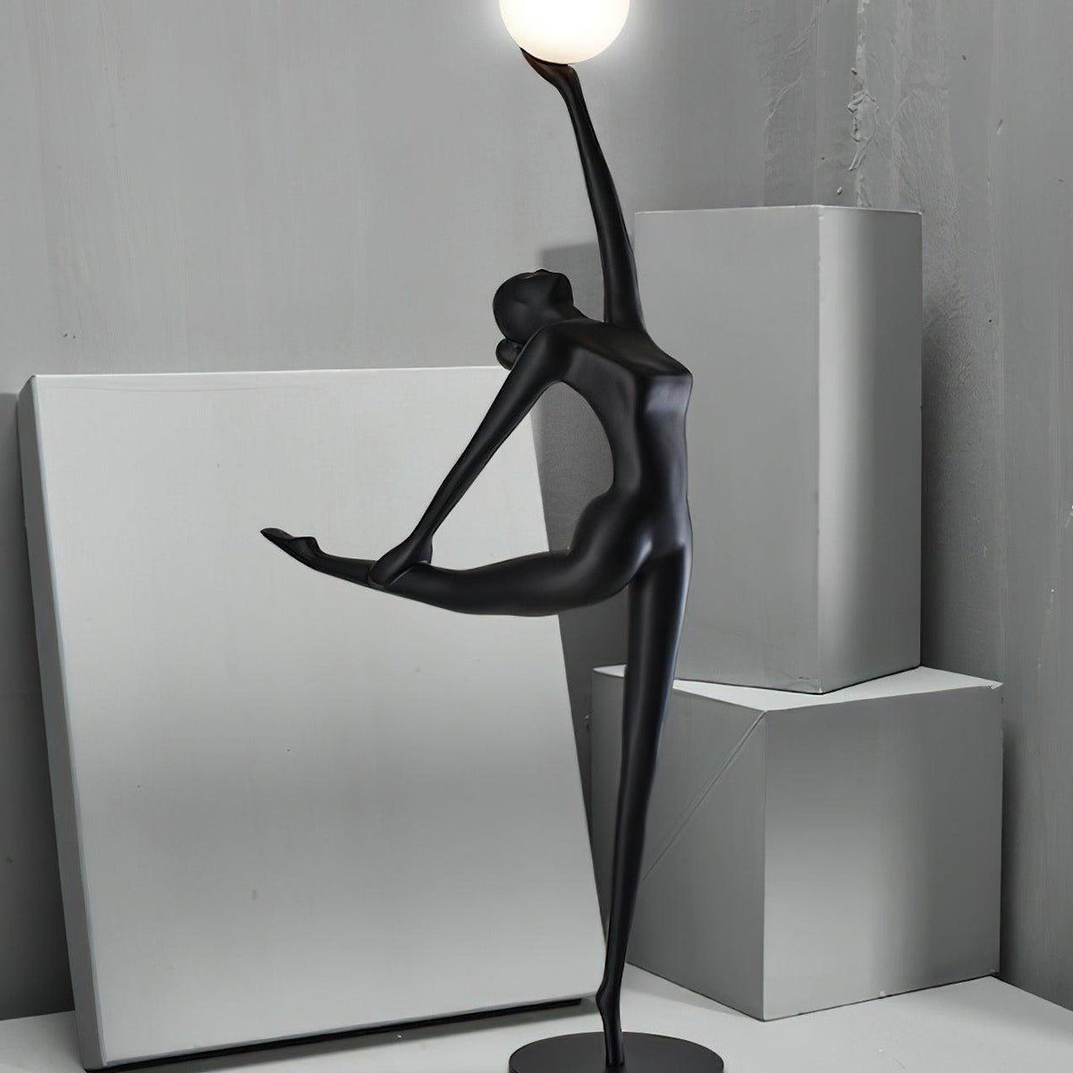 Lyrielle vloerlamp Ballerina in zwart