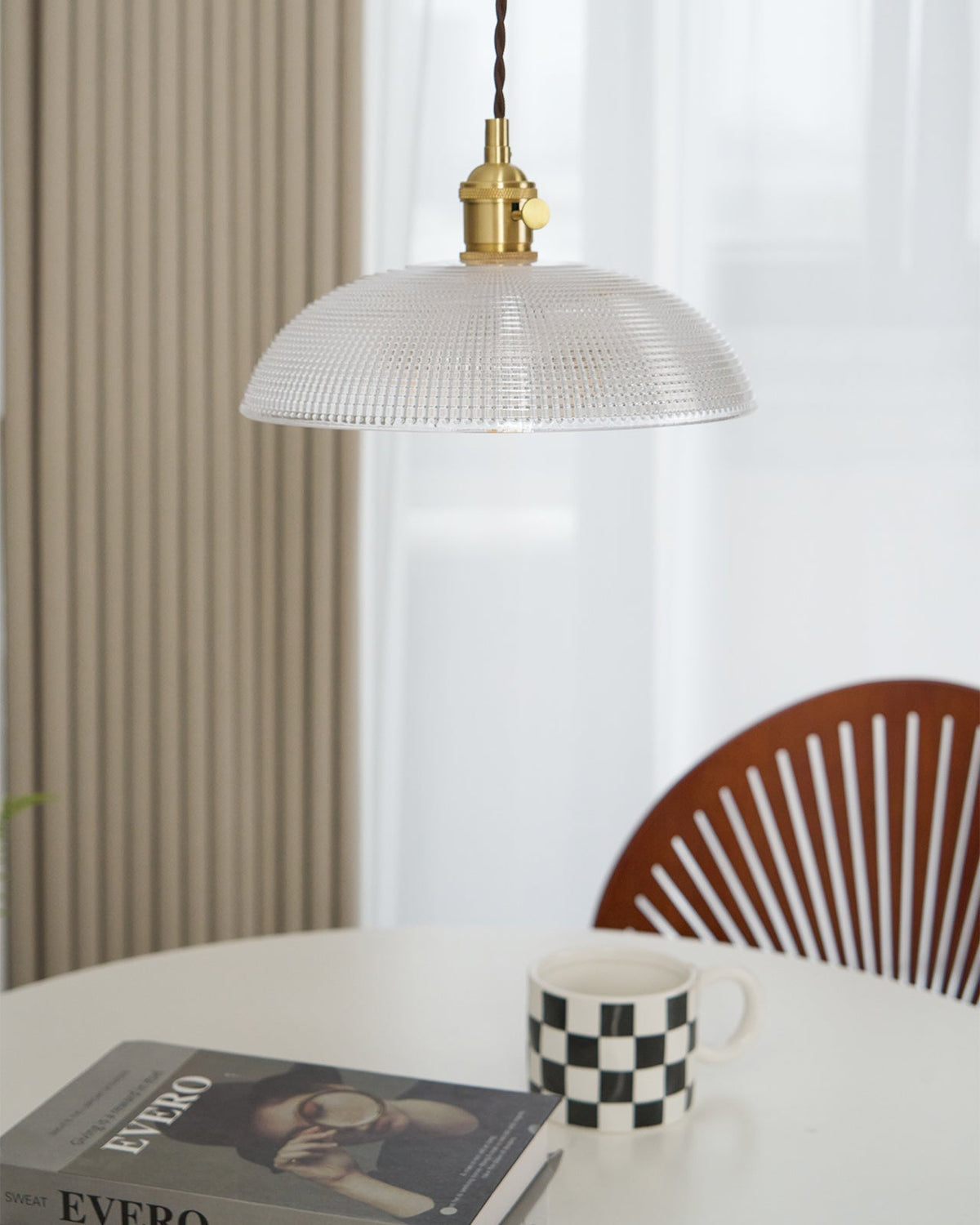 Crinel hanglamp van messing en glas