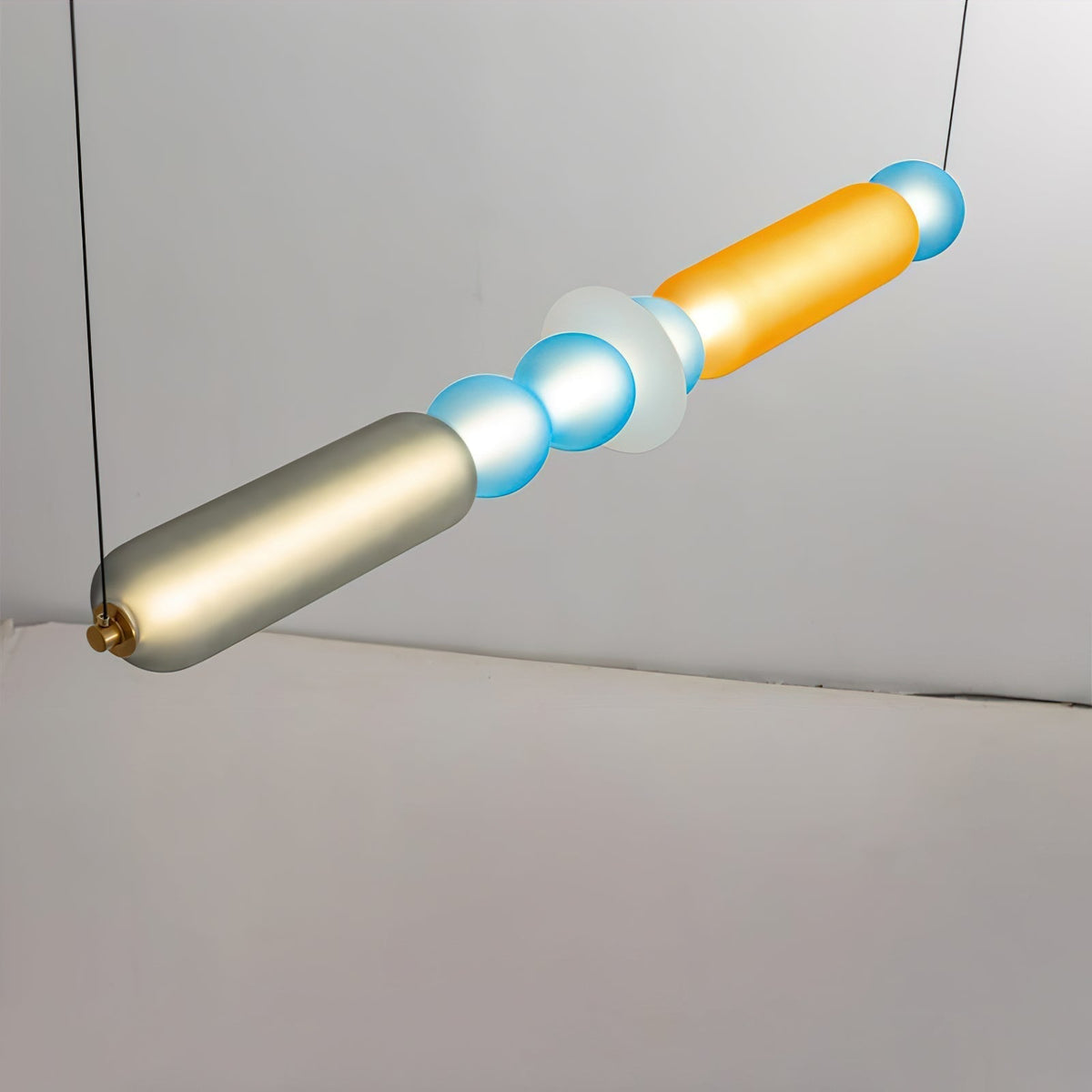 Lioririse hanglamp met gekleurde glas modern